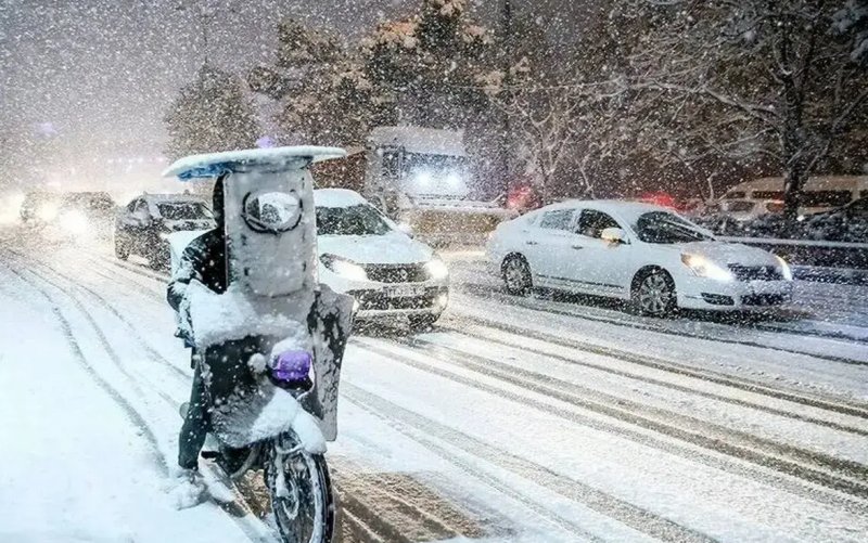 از برف و باران تا ترافیک و کولاک؛ کدام جاده‌ها مسدودند؟