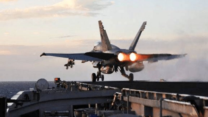 افشای پرواز هواپیماهای ارتش آمریکا از اروپا به سمت خاورمیانه 