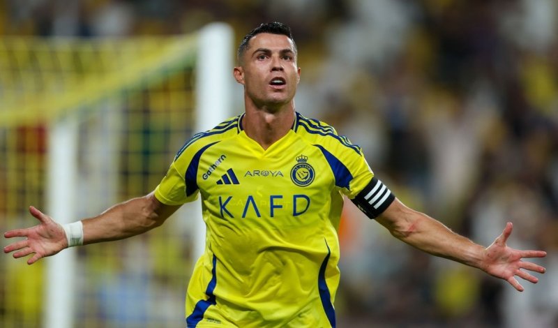 هدیه دشمن به رونالدو در عربستان