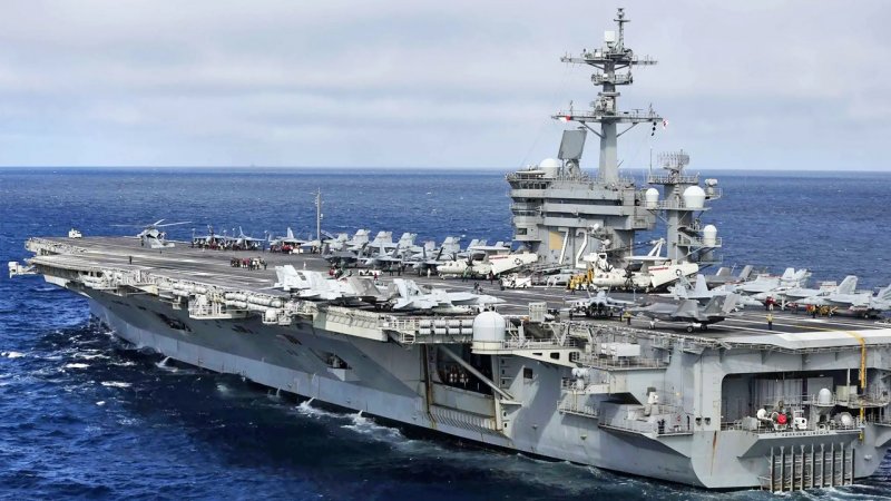 فوری/ ناو آبراهام لینکلن آماده باش شد