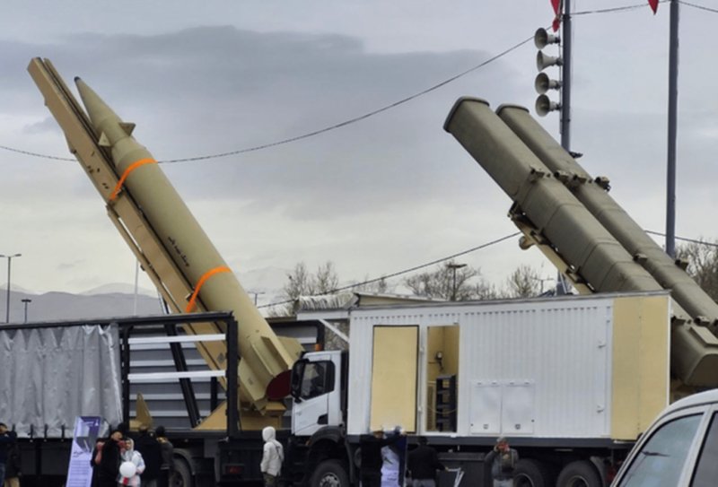 نمایش موشک‌های کروز و بالستیک در راهپیمایی ۲۲ بهمن