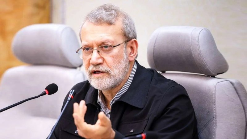 لاریجانی: اگر آمریکا به ما حمله کند، پایگاه‌های نظامی آنها را می زنیم