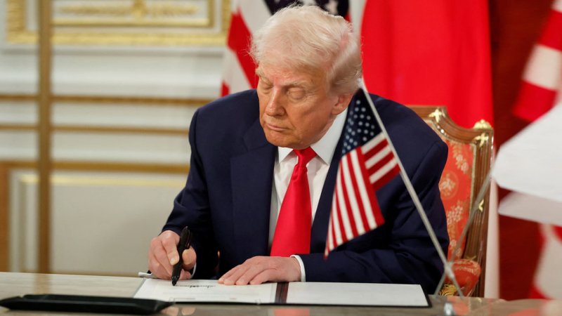 عکس‌هایی از مراسم ازدواج ترامپ با همسر دومش در سال ۱۹۹۳+ تصویر