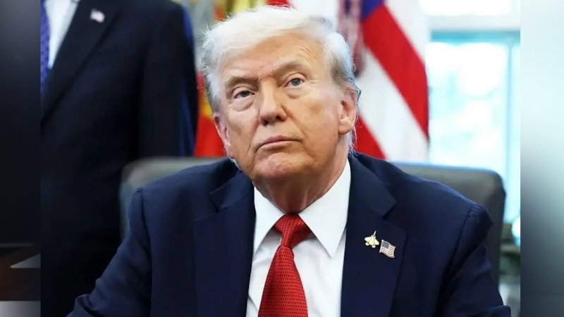 ادعای مضحک رئیس‌جمهور آمریکا درباره تغییر رژیم در ایران