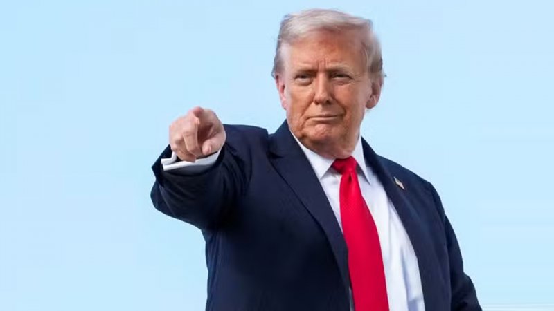 ادعای وال‌استریت ژورنال: ترامپ در حال بررسی امکان حمله محدود به ایران