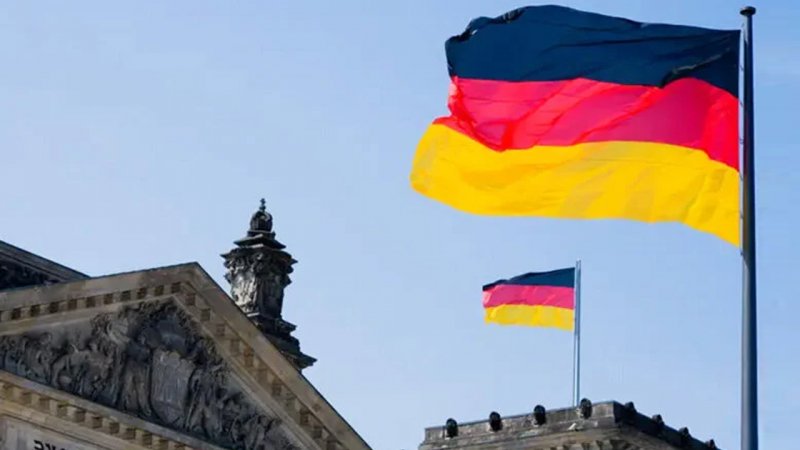 درخواست فوری یک کشور مهم اروپایی از شهروندانش برای ترک ایران+ عکس