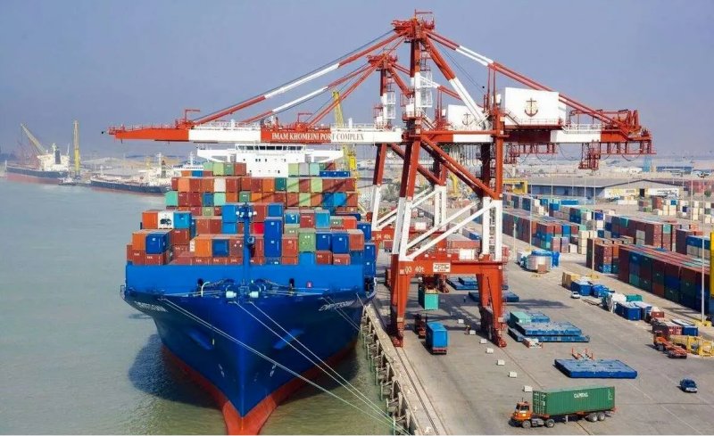 تکذیب توقف حرکت کشتی‌ها به بنادر ایران