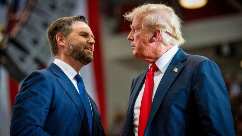 نظر معاون ترامپ و رئیس ستاد ارتش مشترک آمریکا درباره حمله به ایران