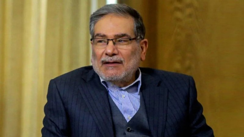 حساب کاربری توئیتر علی شمخانی به روز شد / من هنوز زنده‌ام+ عکس