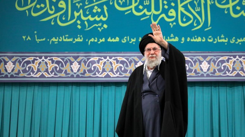 تصویری از عروس و نوه رهبری که به شهادت رسیدند+ عکس