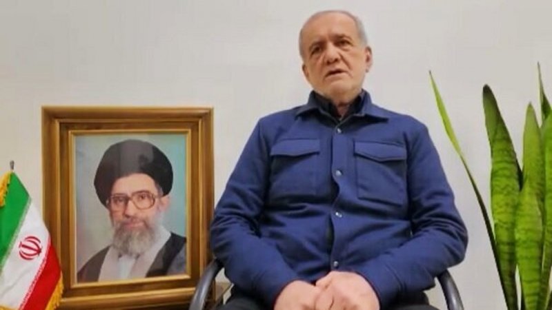 پزشکیان خبر داد؛ مصوبه مهم شورای موقت رهبری درباره حمله به کشورهای همسایه
