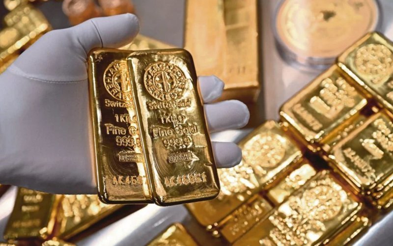 دلیل متوقف شدن روند صعودی قیمت طلا