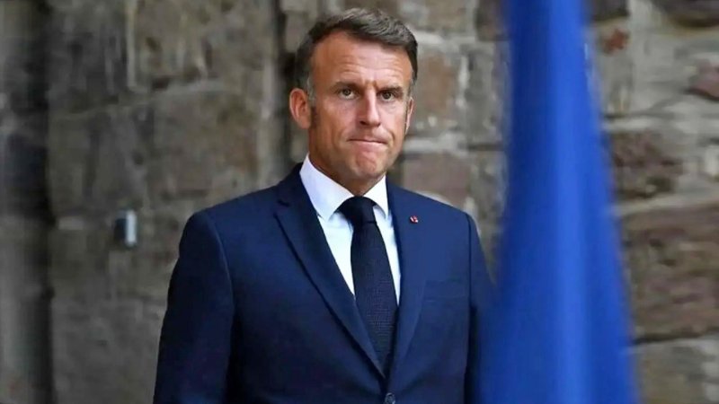 گفت‌وگوی تلفنی مکرون با پزشکیان