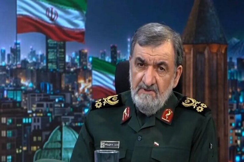 رضایی: پایان جنگ دست رهبر انقلاب و شما مردم است