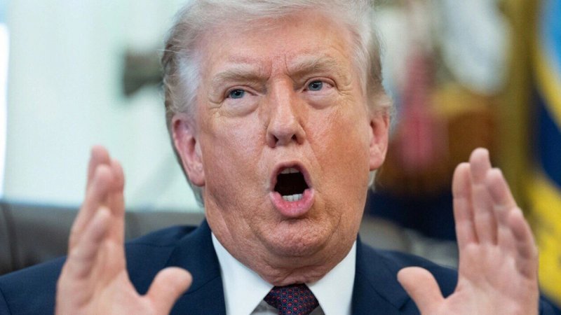 مشاوران ترامپ: تا گردن در مذاکرات فرو رفته‌ایم و هر اتفاقی ممکن است بیفتد 