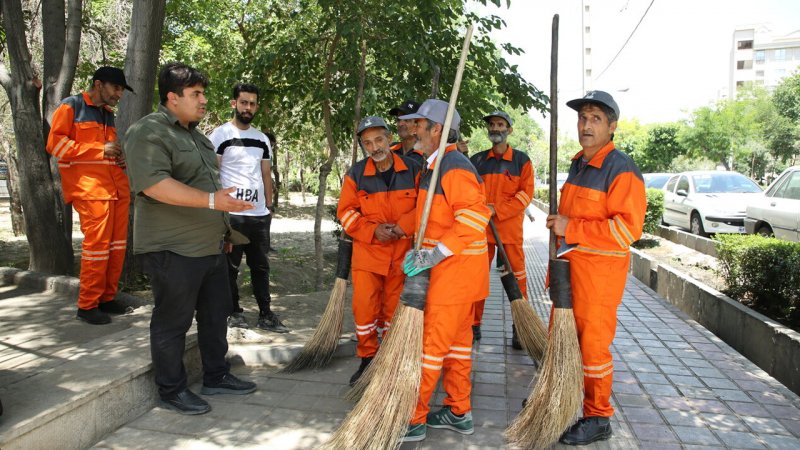 پاکبان‌ها در تهران چقدر حقوق می‌گیرند؟