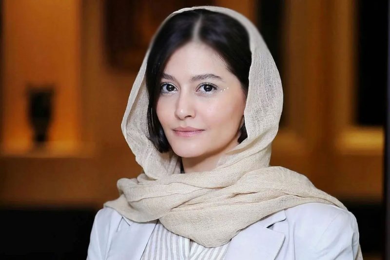نخستین تصویر از «پردیس احمدیه» در لباس خادمی امام رضا (ع) + عکس