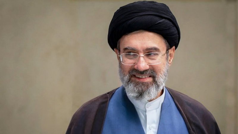 تذکر رهبر انقلاب درباره تجمعات شبانه به روایت یک مداح
