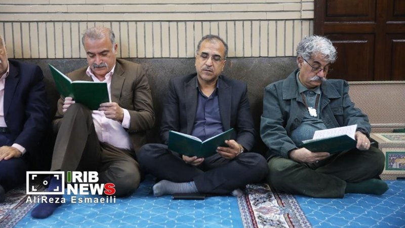 گردنبند خاص مجری معروف با طرح نقشه ایران سوژه شد!+ تصاویر