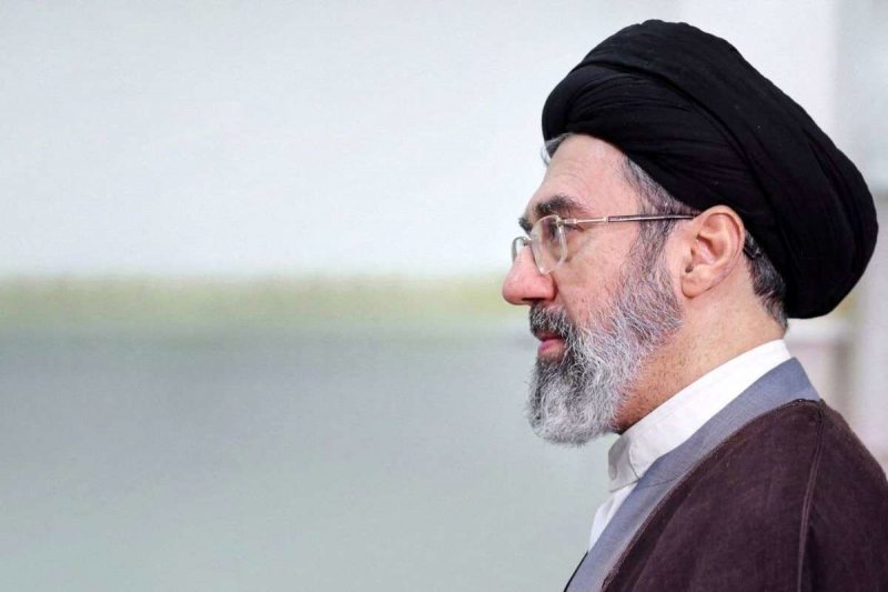 پاسخ رهبر انقلاب اسلامی به نامه جمعی از فعالان مردمی حوزه جمعیت