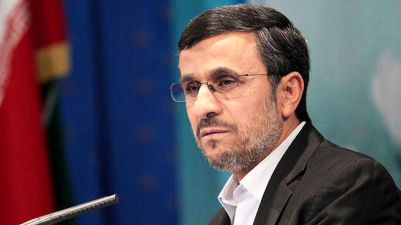چرا محمود احمدی‌نژاد در روزهای اخیر روزه سکوت گرفت؟