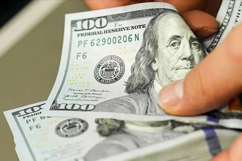خبر انتقال ۳ میلیارد دلار از امارات به ایران کذب است