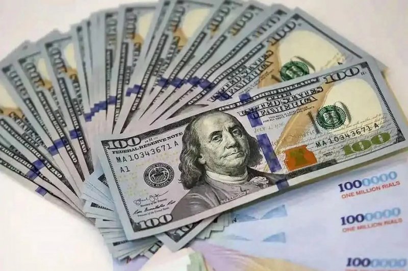  پیش‌بینی قیمت دلار برای فردا سه‌شنبه ۲۶ خرداد ۱۴۰۵