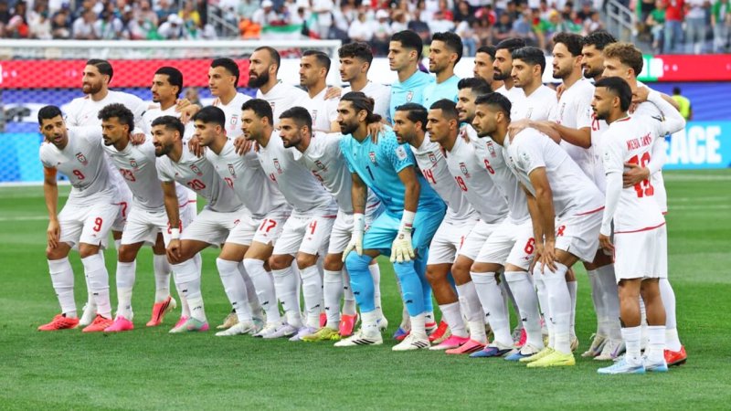 حضور آهنگساز برجسته ایرانی در کمپ تیم ملی فوتبال+ عکس
