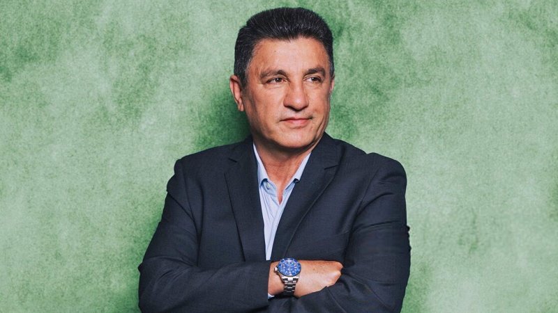 قلعه نویی انتخاب کرد؛ خوشتیپ ترین تماشاگر ایران در جام جهانی+ عکس
