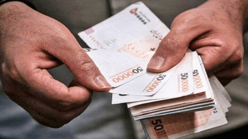 پشت پرده یک اتفاق عجیب/ چرا عراق و پاکستان اسکناس ایرانی ذخیره می‌کنند؟