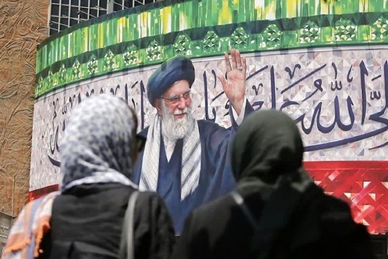 چه مقاماتی از روسیه در مراسم تشییع پیکر رهبر شرکت می کنند؟ 