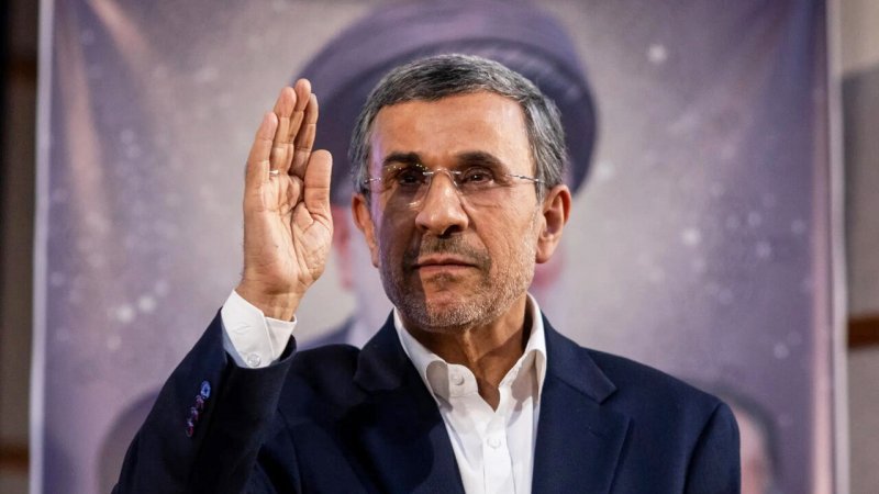 پیام کوتاه محمود احمدی‌نژاد به مناسبت تشییع رهبر شهید انقلاب