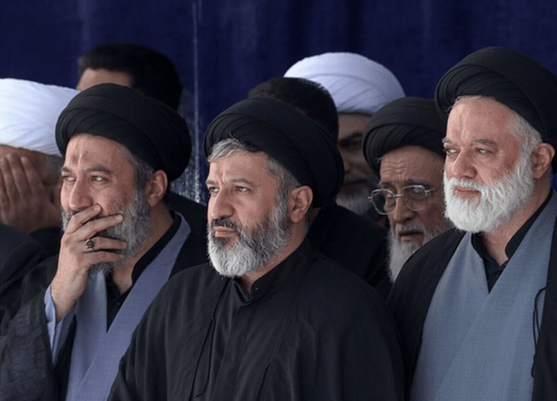 درباره حضور فرزندان امام شهید در مصلای تهران