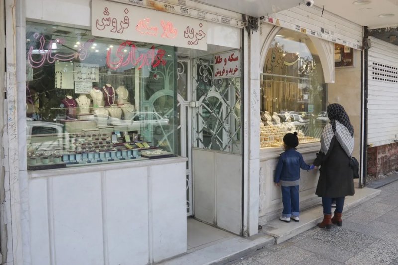 آخرین خبر از وضعیت فعالیت طلافروشی ها برای فردا چهارشنبه 17 تیرماه