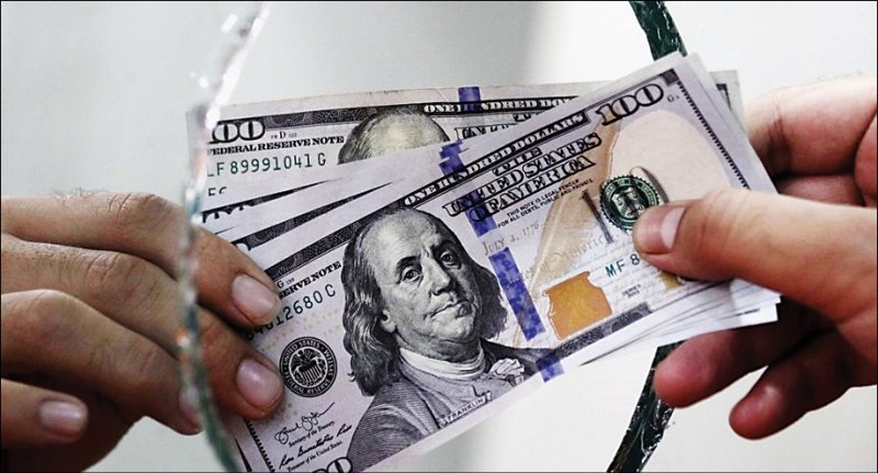 ضوابط خرید ارز اشخاص اصلاح شد