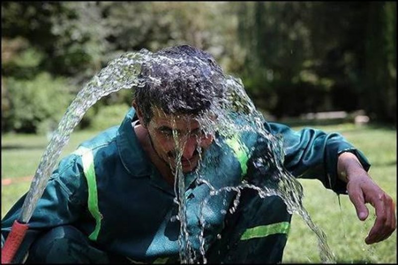 تهران تا دوشنبه گرم می‌ماند؛ پیش‌بینی دمای ۴۰ درجه
