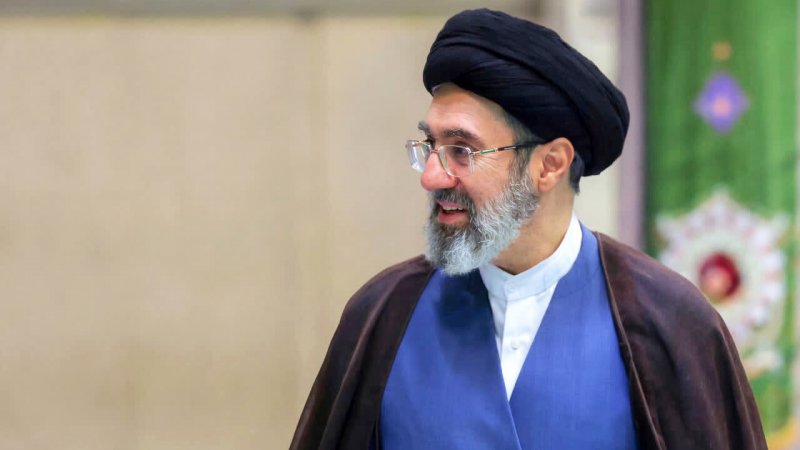 تکذیب شایعه عجیب درباره رهبر انقلاب / دروغ بزرگ لو رفت