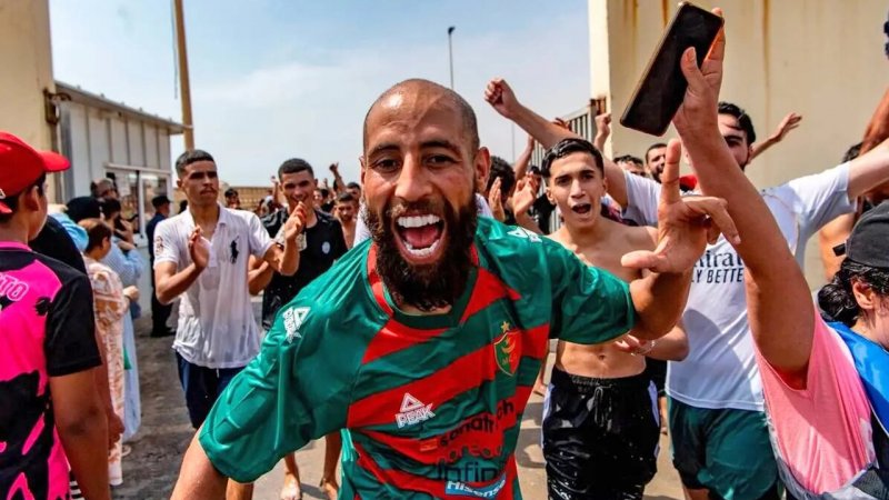تصاویر آخرالزمانی از هجوم هزاران مهاجر از مراکش به اسپانیا