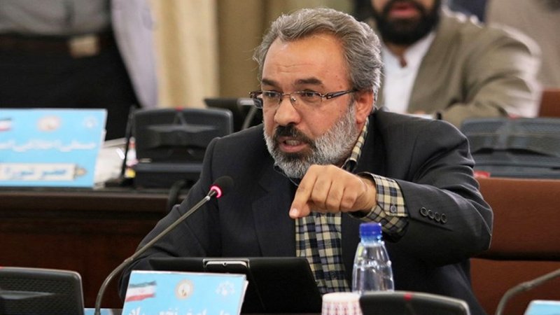 درگیری شدید در مجلس / نماینده مشهد خطاب به قالیباف: چرا دستاوردسازی خلاف واقع می‌کنید؟!