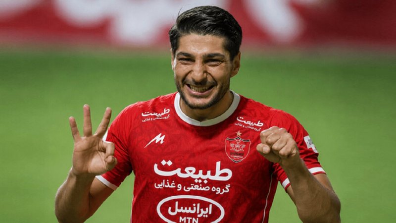 گرانترین خرید فصل امسال در پرسپولیس؛ تعجب سرمربی لیگ برتری از این انتقال