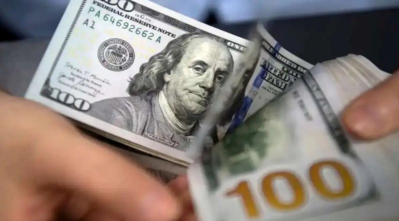 فروش 1000 دلار اسکناس ارز در شعب 3 بانک از امروز