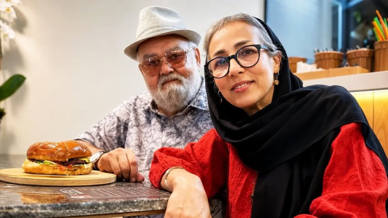 تصویر سنگ مزار اکبر عبدی که به تازگی نصب شد+ عکس