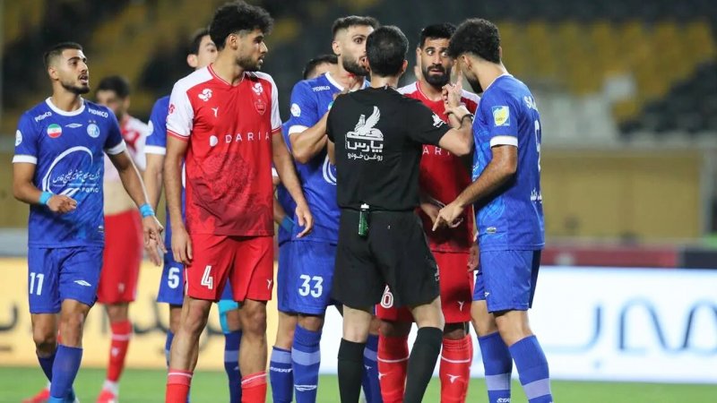 تایید شد؛ ۲ اشتباه بزرگ داور دربی؛ اخراج قطعی بود/ پرسپولیس ضرر کرد یا استقلال؟