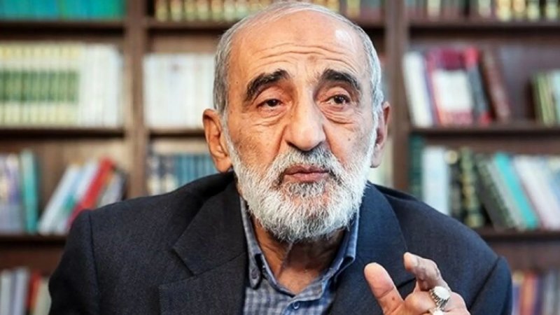 حمله تند کیهان به سخنگوی دولت / شریعتمداری: آتش‌زننده سطل آشغال فرزند ملت نیست