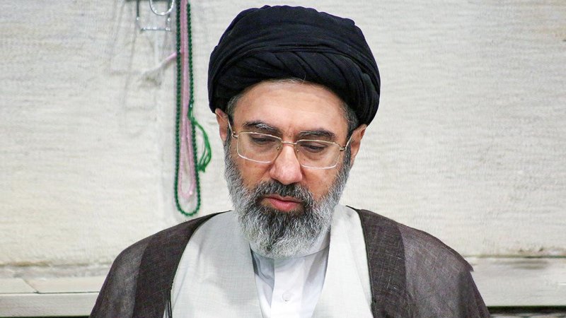آیت‌الله مجتبی خامنه‌ای چگونه زندگی می‌کند؟/ جزئیات مهم و جالبی که تاکنون نشنیده‌اید