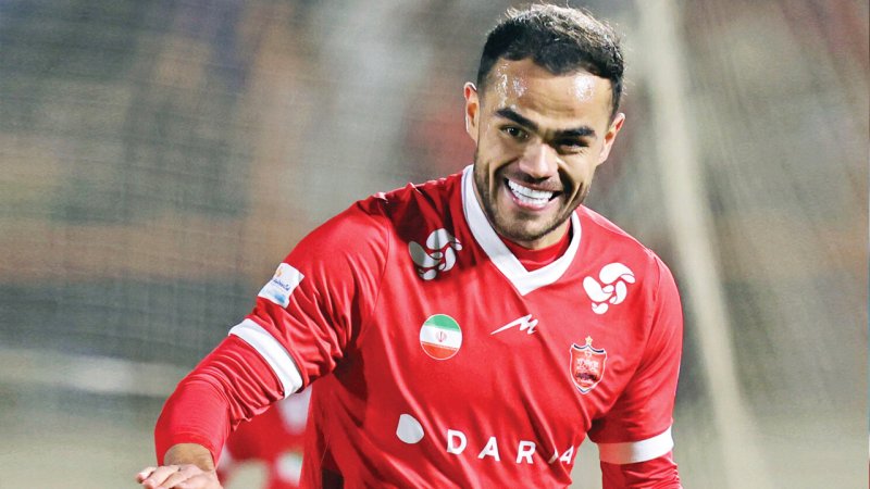 تصمیم مهم اورونوف؛ اگر از پرسپولیس جدا شوم دیگر ...