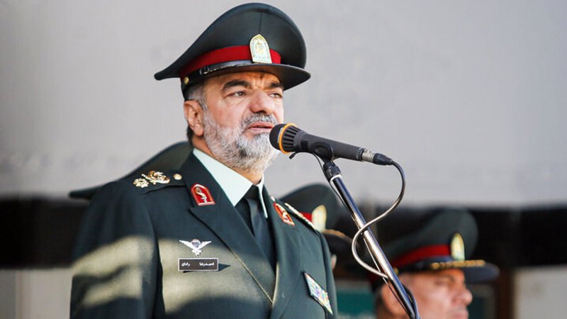 سردار رادان: شرایط ما جنگی است/ وطن‌فروش را دشمن می‌بینیم/ با ضرب گلوله متوقف می‌کنیم