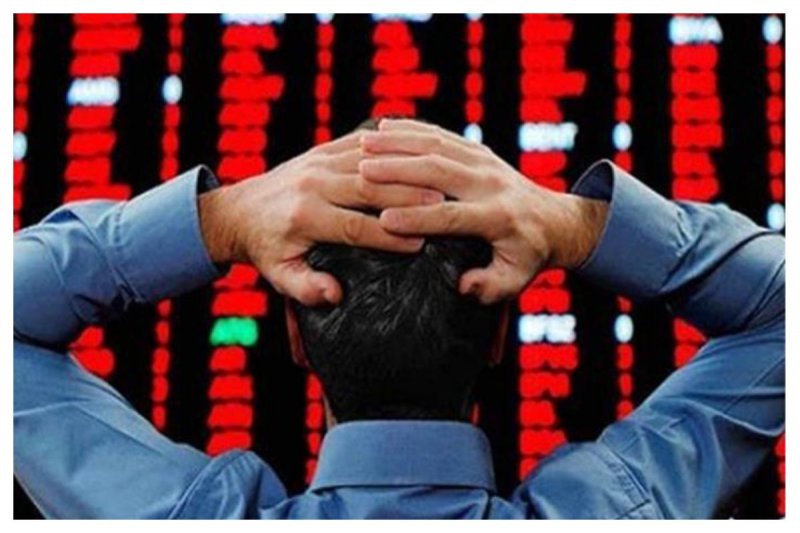 خروج سنگین پول از بورس در آخرین روز تابستان