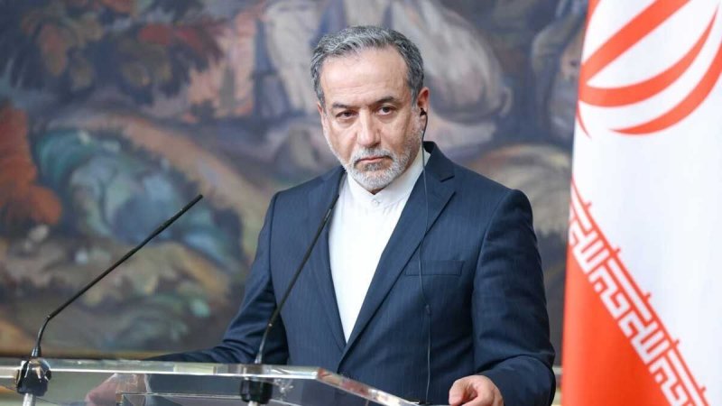 توضیحات عراقچی درمورد طرح هفت‌روزه بازگشایی تنگه هرمز درصورت پذیرش شروط ایران