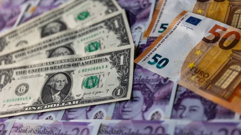 قیمت دلار و یورو مرکز مبادله ایران؛ امروز یکشنبه ۵ مهر ۱۴۰۵